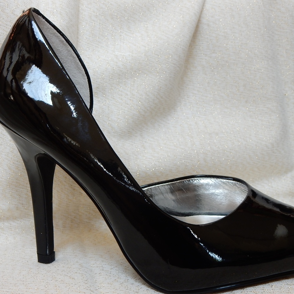 Black Patient Leather Heels Never Worn size 5 1/2